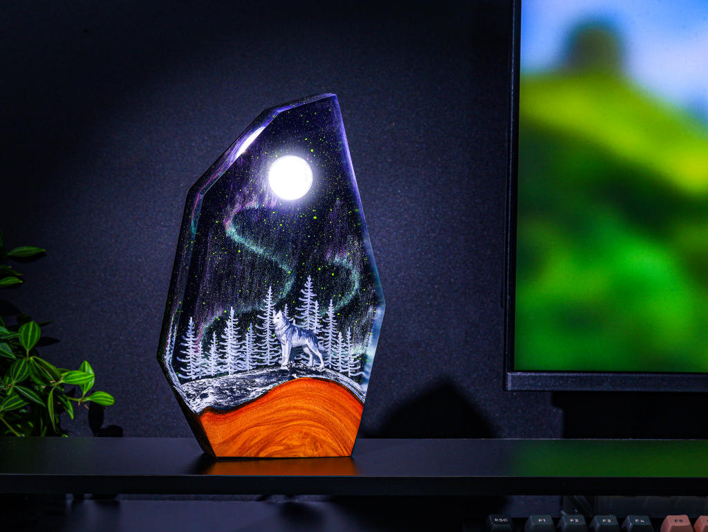 Aurora Borealis HUSKY Night Light