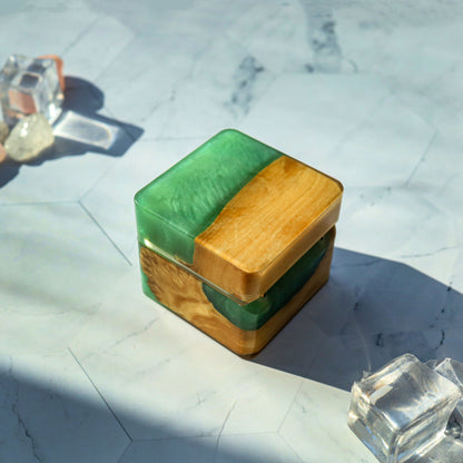 Square Epoxy Resin Engagement Ring Box