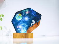 The EARTH and Astronaut Epoxy Lamp - image 10