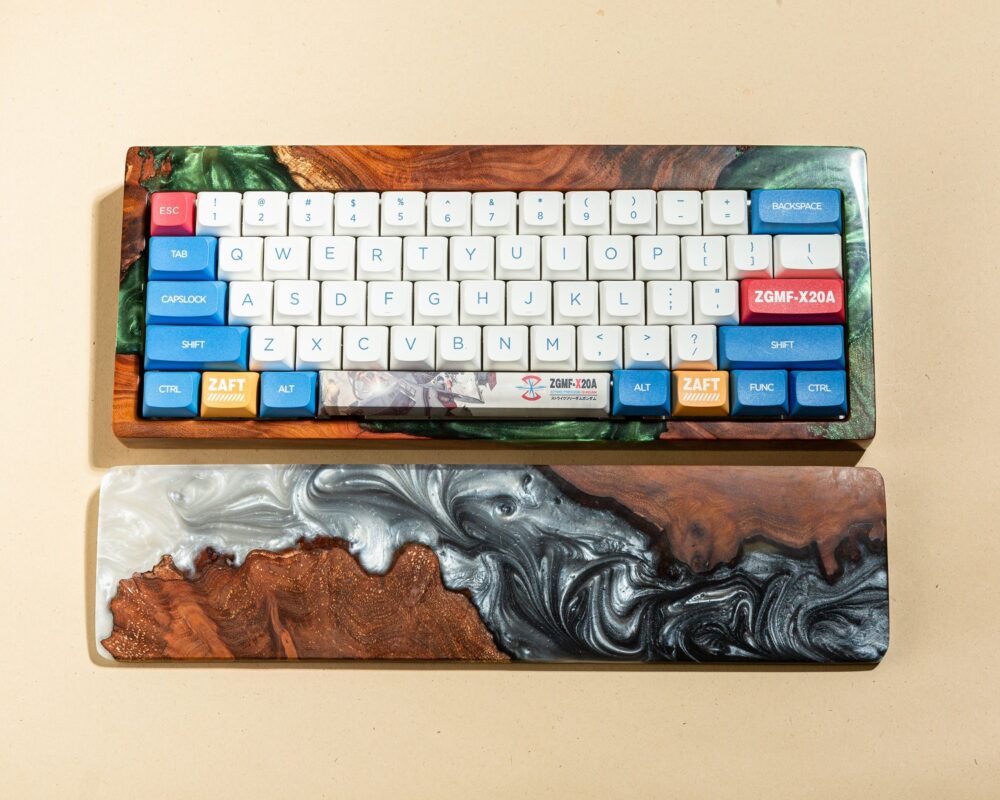 Yin Yang wrist rest