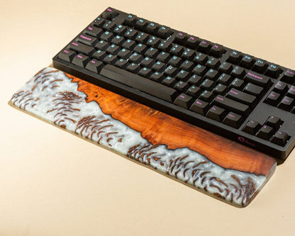 white wrist rest
